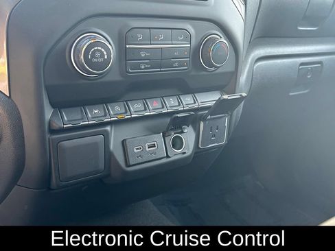 Used 2025 Chevrolet Silverado 1500 Custom RWD image 22
