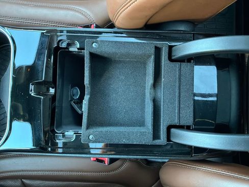 Certified 2023 Lincoln Nautilus Reserve image 26