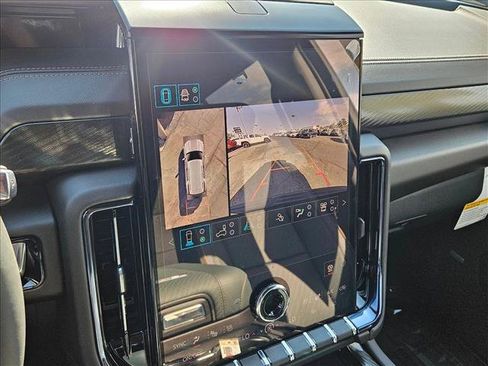 New 2026 GMC Yukon AT4 w/ AT4 Premium Plus Package AWD/4WD image 12