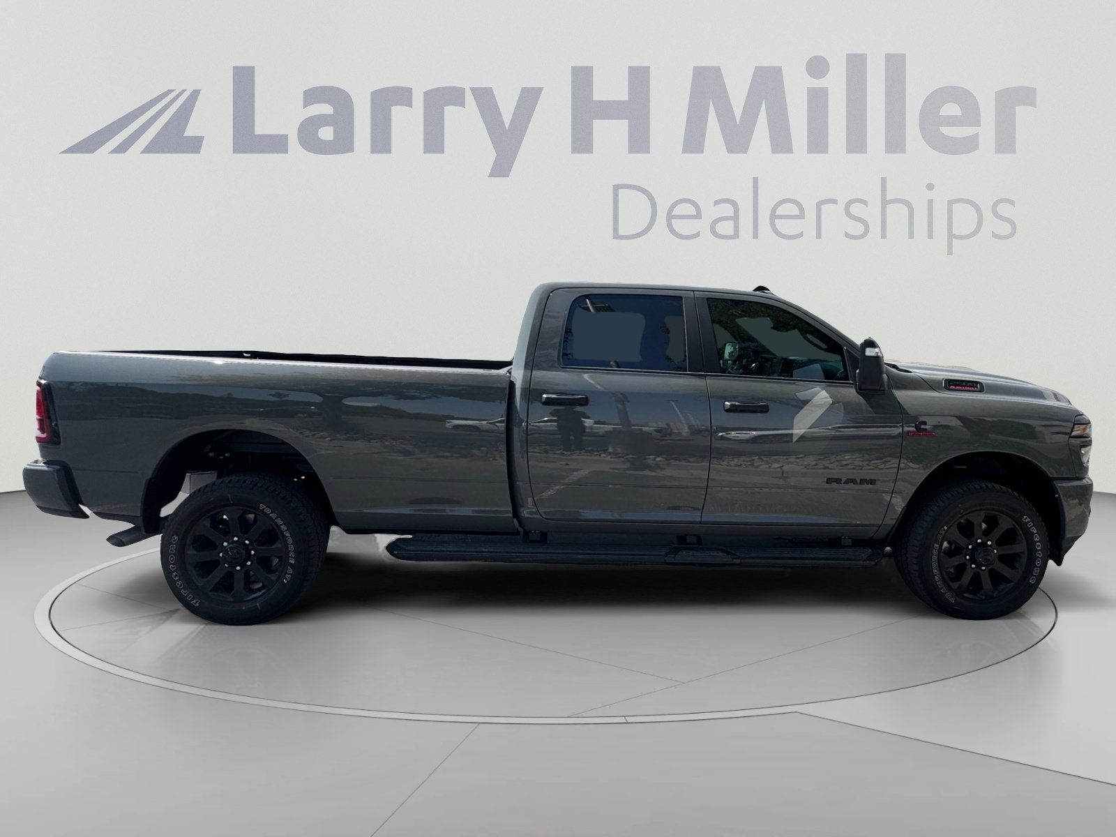 New 2026 RAM 2500 Big Horn AWD/4WD image 6