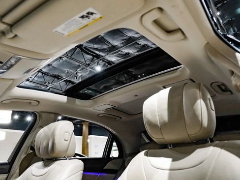 Used 2016 Mercedes-Benz S 550 Sedan image 5