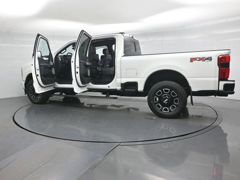 New 2026 Ford F250 Platinum image 34