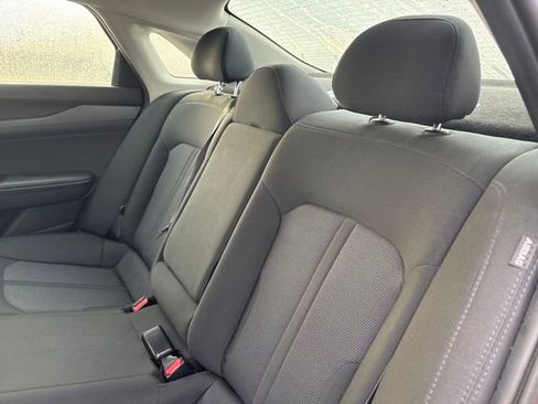 Used 2023 Kia K5 LXS image 10