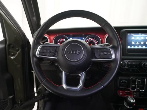 Used 2021 Jeep Wrangler Unlimited Rubicon w/ Cold Weather Group image 4