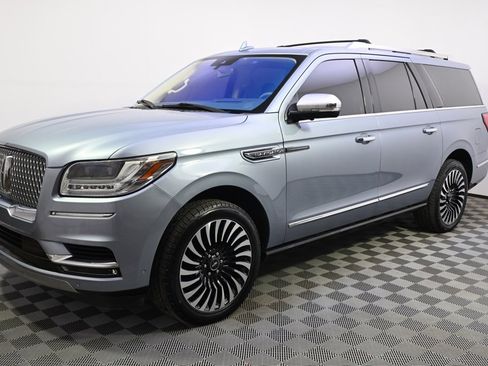 Used 2019 Lincoln Navigator L Black Label w/ Cargo Package image 2