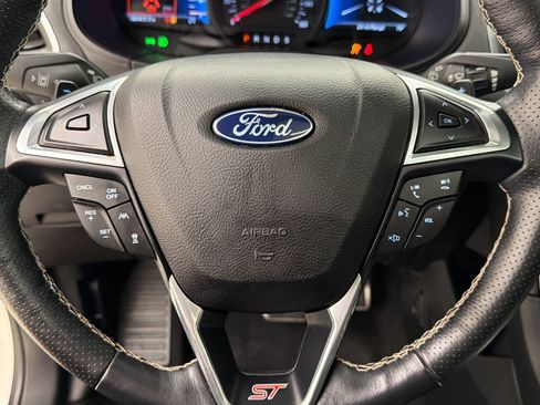 Used 2022 Ford Edge ST w/ Equipment Group 401A AWD/4WD image 16