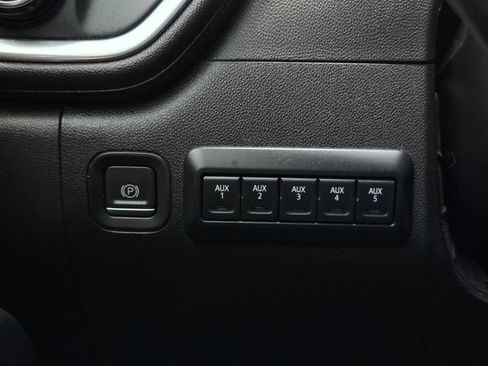 Used 2022 Chevrolet Silverado 2500 High Country w/ Z71 Off-Road Package AWD/4WD image 21