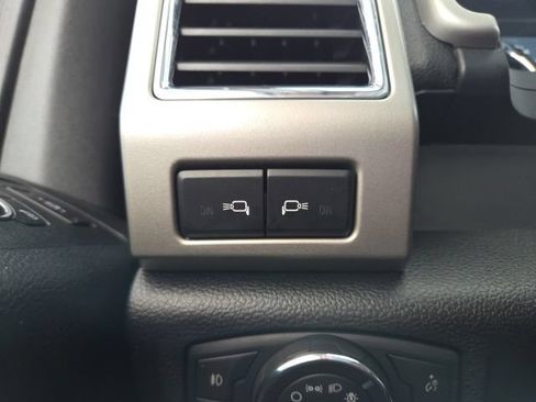 Used 2018 Ford F350 Lariat w/ Lariat Ultimate Package AWD/4WD image 54