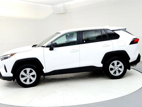 Used 2023 Toyota RAV4 LE image 3