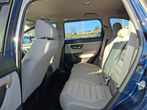 Used 2017 Honda CR-V LX image 10