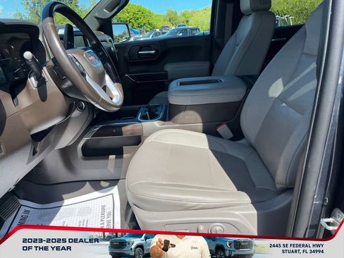 Used 2021 GMC Sierra 1500 SLT w/ SLT Premium Package image 9