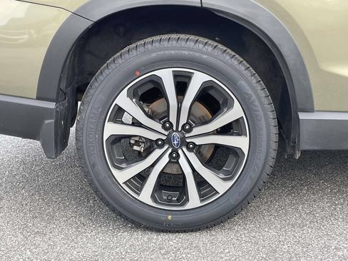 Certified 2024 Subaru Forester Limited AWD/4WD image 33