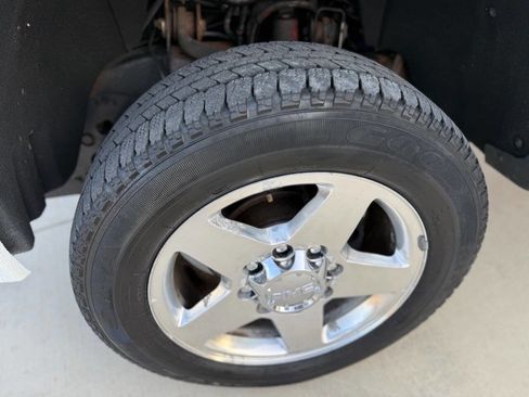 Used 2015 GMC Sierra 2500 Denali w/ Duramax Plus Package image 12