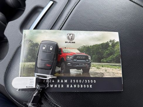 Used 2024 RAM 2500 Big Horn AWD/4WD image 42