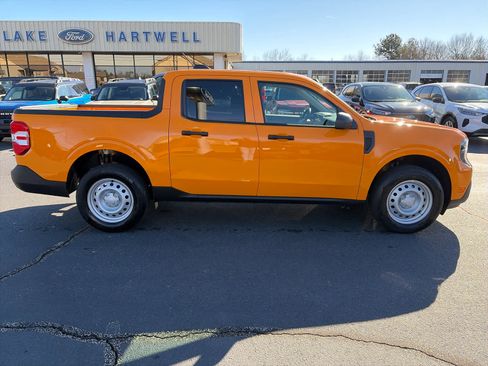 New 2026 Ford Maverick XL image 23