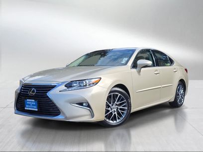 Used 2017 Lexus ES 350 w/ Navigation System Package