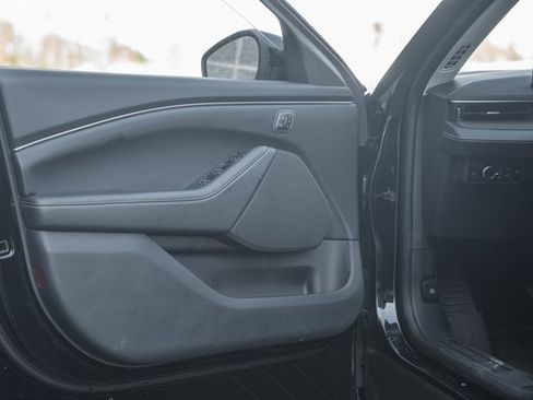 Certified 2025 Ford Mustang Mach-E Select w/ Comfort Package Lite image 40