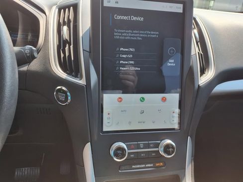 Used 2024 Ford Edge SEL image 16