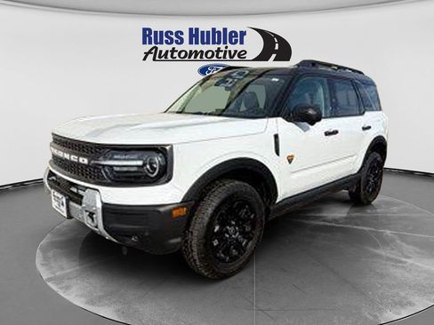 Used 2025 Ford Bronco Sport Badlands AWD/4WD image 3