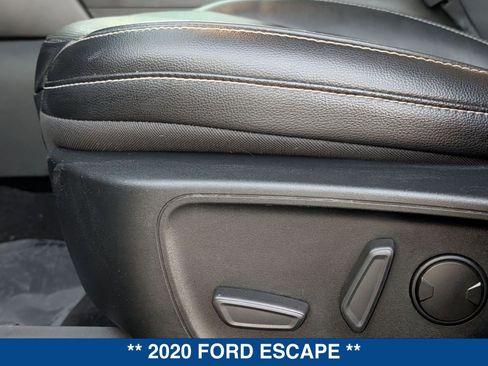 Certified 2020 Ford Escape Titanium image 22