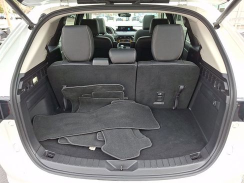 Used 2024 MAZDA CX-90 3.3 Turbo w/ Premium Package image 28