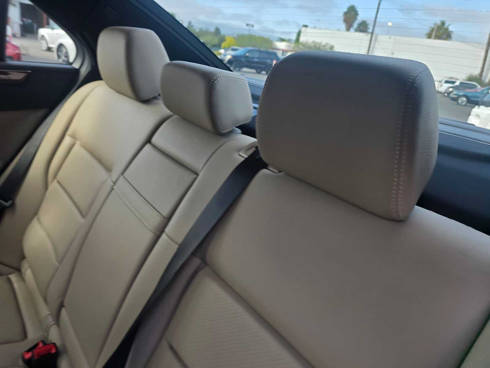 Used 2013 Mercedes-Benz E 350 Sedan image 17