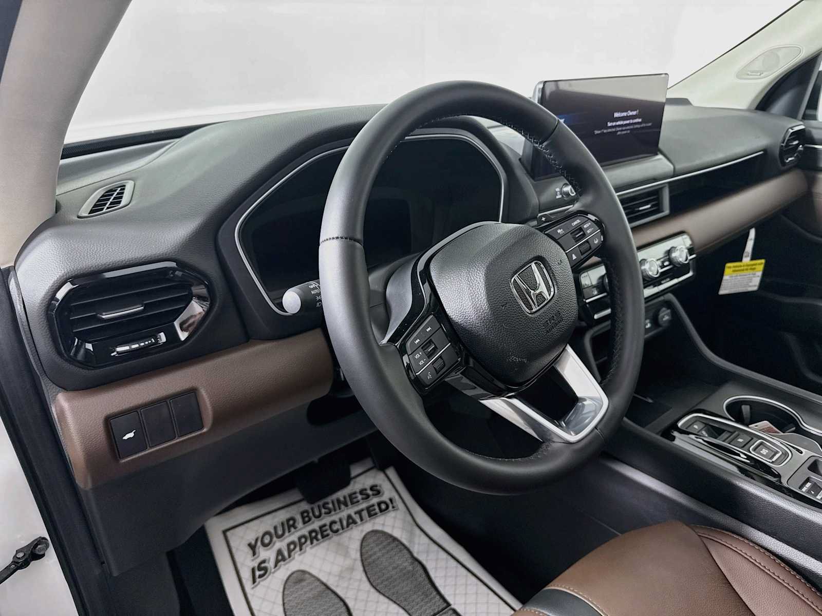 Used 2026 Honda Pilot Touring image 9