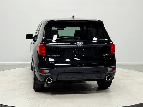 Used 2023 Honda Passport EX-L image 6