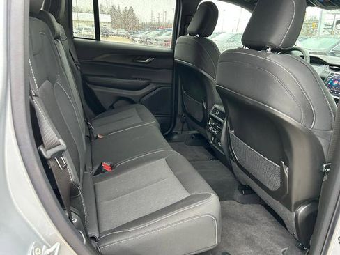 New 2025 Jeep Grand Cherokee Laredo X w/ Luxury Tech Group I image 21