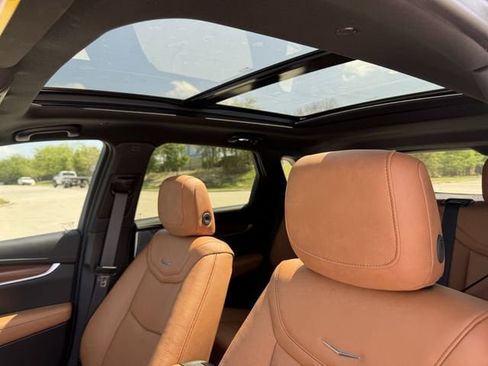 New 2026 Cadillac XT5 Premium Luxury w/ Driver Assist Package FWD image 24