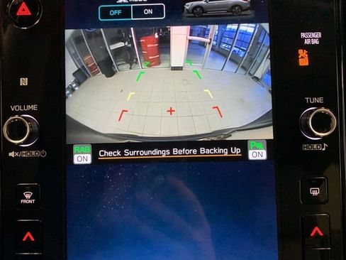 Used 2025 Subaru Ascent Premium image 7