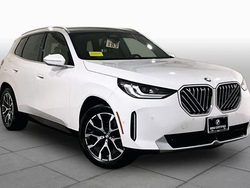 Used 2025 BMW X3 xDrive30i w/ Premium Package AWD/4WD image 2