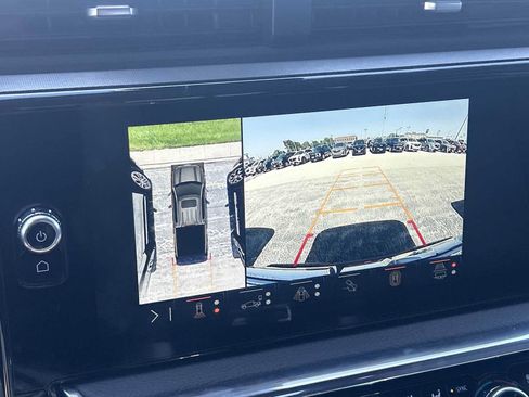 Used 2024 GMC Sierra 1500 Denali w/ Technology Package AWD/4WD image 15