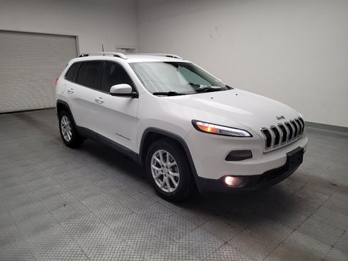 Used 2018 Jeep Cherokee Latitude image 13