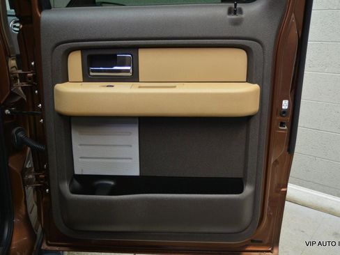 Used 2012 Ford F150 XLT w/ XLT Chrome Pkg image 10