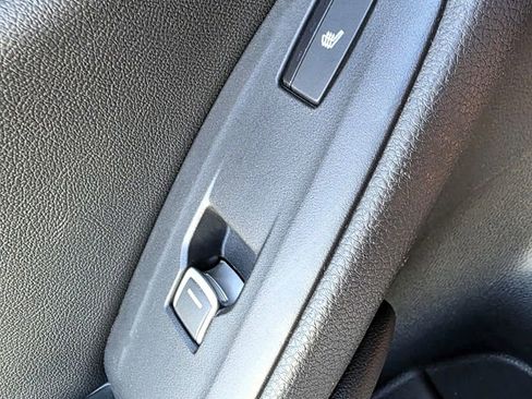 Used 2022 Honda Accord Touring image 9