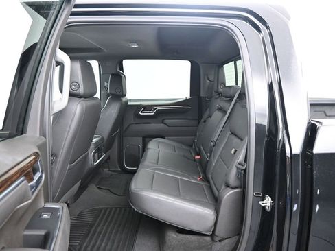 Used 2022 GMC Sierra 1500 Elevation w/ Elevation Premium Package image 13