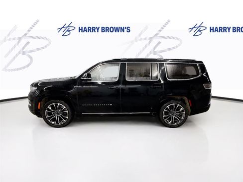 Used 2022 Jeep Grand Wagoneer Series III image 8