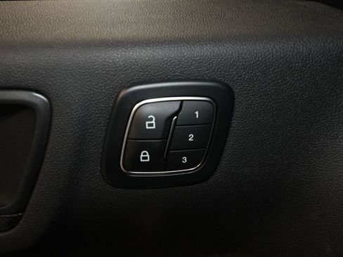 Used 2025 Ford Escape ST-Line Elite w/ Premium Technology Package image 9