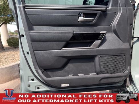 Used 2024 Toyota Tundra Limited AWD/4WD image 19