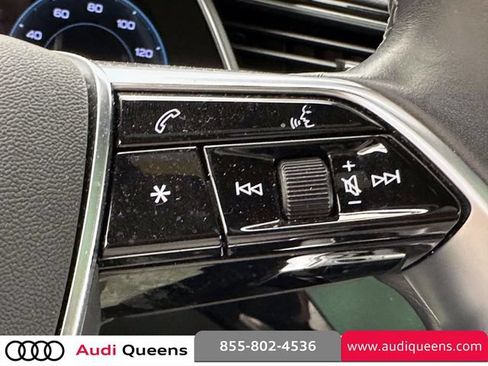 Certified 2024 Audi Q8 e-tron Premium Plus w/ Premium Plus Package AWD/4WD image 28