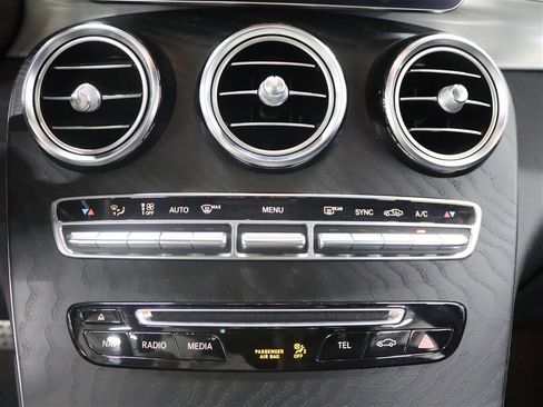 Used 2018 Mercedes-Benz GLC 43 AMG 4MATIC image 37