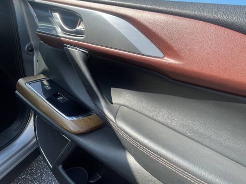 Used 2018 MAZDA CX-9 Signature AWD/4WD image 20