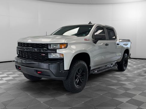 Used 2019 Chevrolet Silverado 1500 Custom Trail Boss w/ Custom Convenience Package AWD/4WD image 4