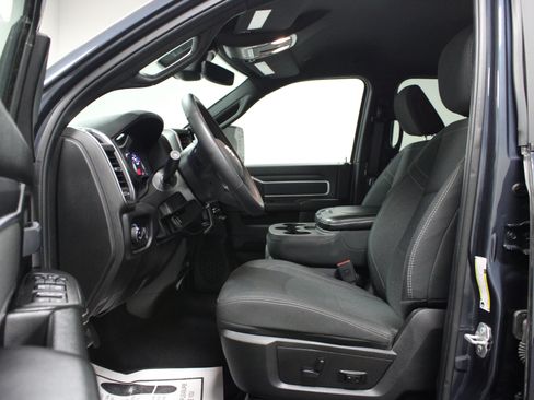 Used 2025 RAM 2500 Big Horn AWD/4WD image 12