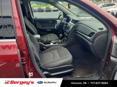 Used 2017 Chevrolet Traverse LT AWD/4WD image 11