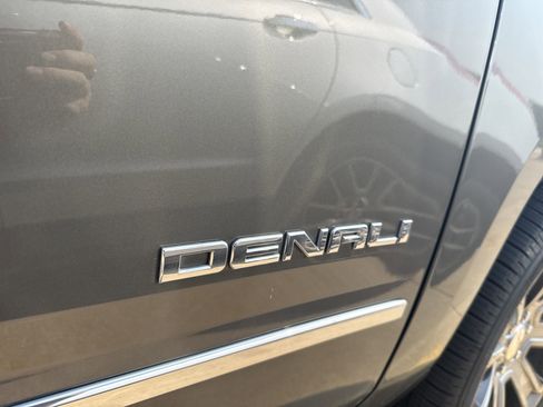 Used 2018 GMC Yukon Denali w/ Open Road Package image 5