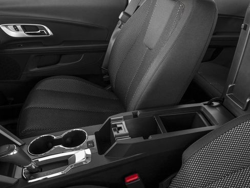 Used 2016 Chevrolet Equinox LS FWD image 9