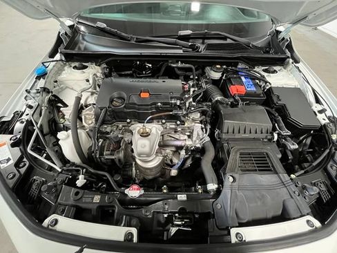 Used 2024 Honda Civic Sport image 27