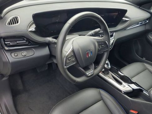 Used 2025 Buick Envista Sport Touring FWD image 12